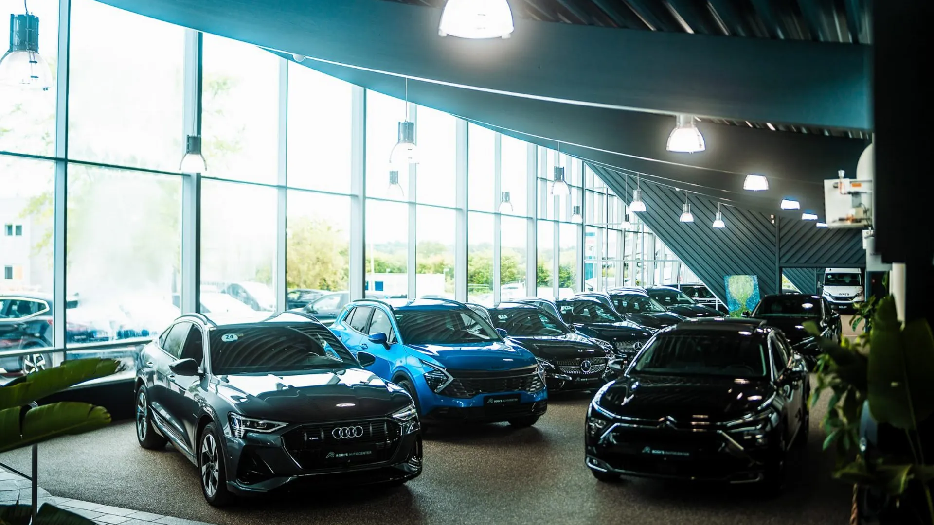Rodis Autocenter Bilsalg 1 1600X1067